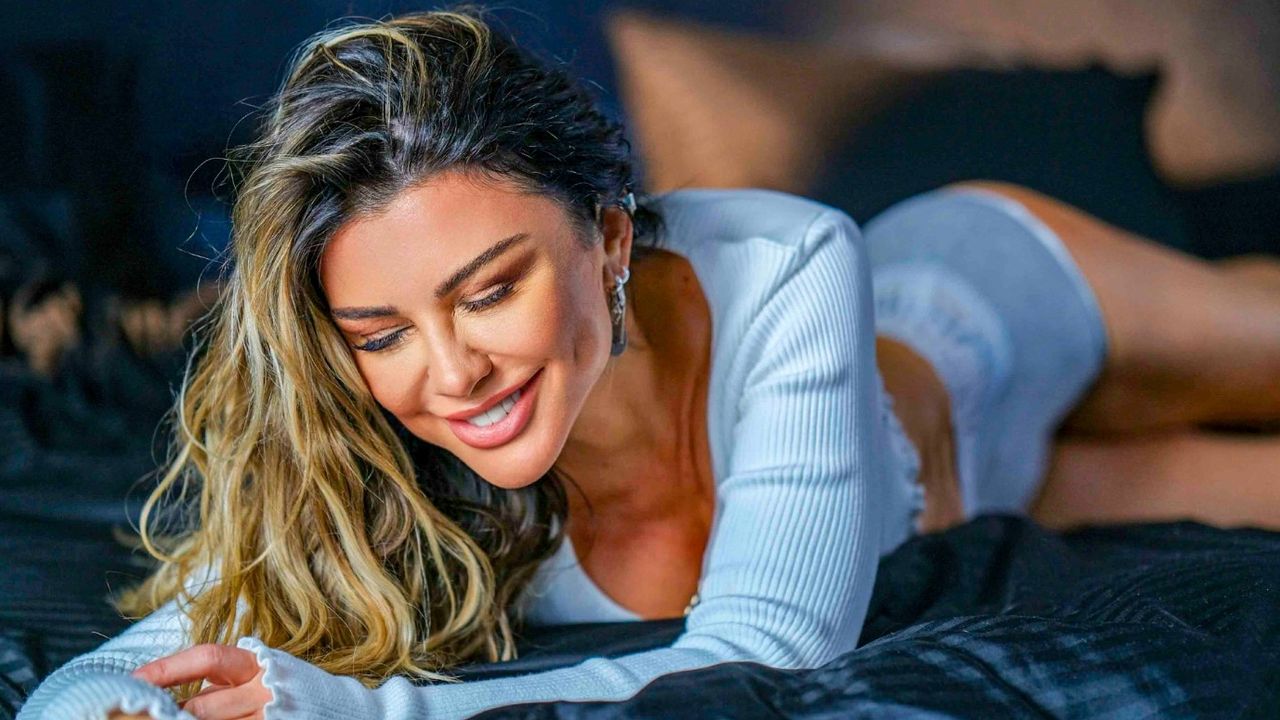 Selen Görgüzel arkadaşının anne sütünü kafasına dikip içti