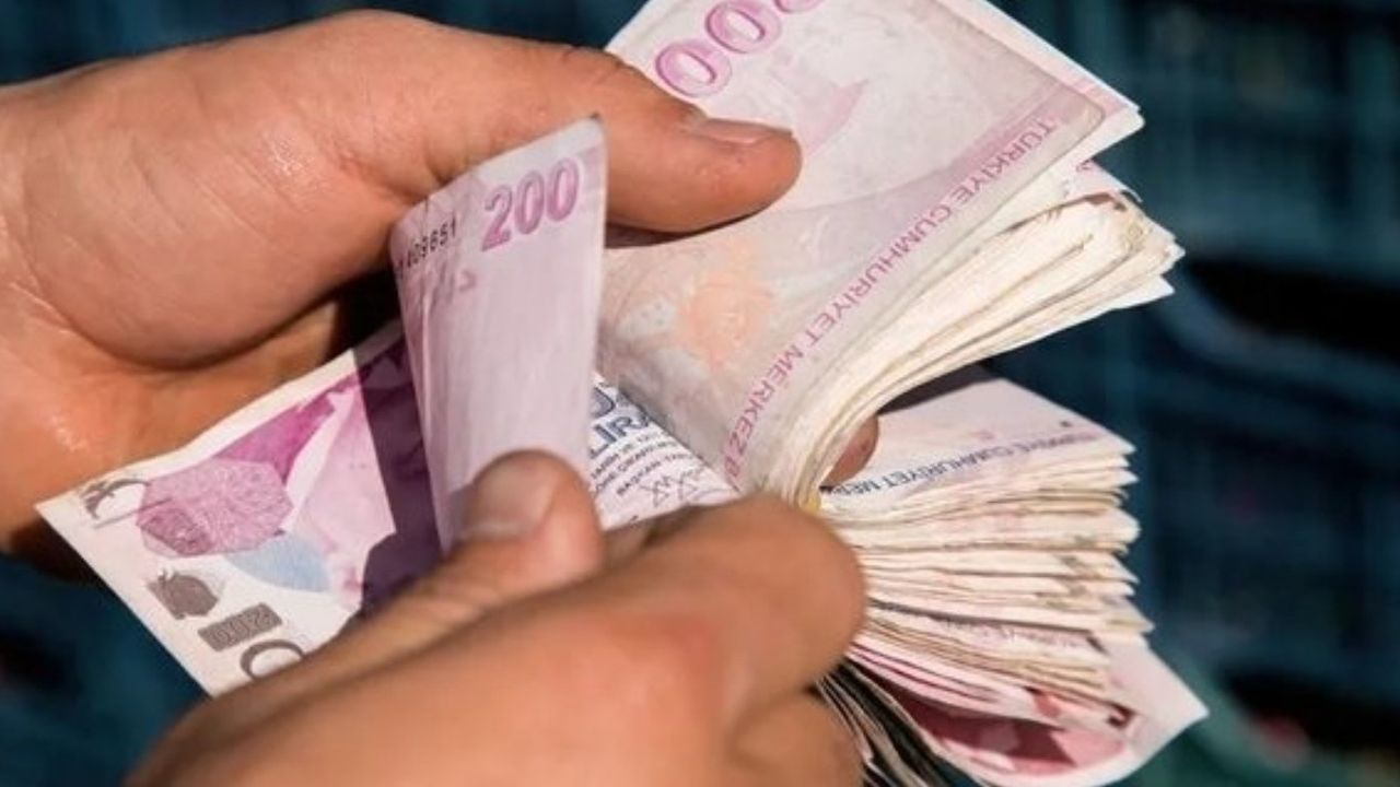 Asgari ücretliye toplu para verilecek! Bu şartlardan biri bile sağlansa hesaba yatırılıyor