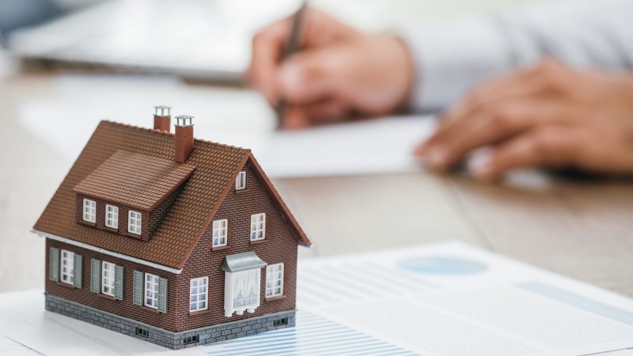 Konut kredilerini faiz frenledi: Yüzde 30'luk azalma var