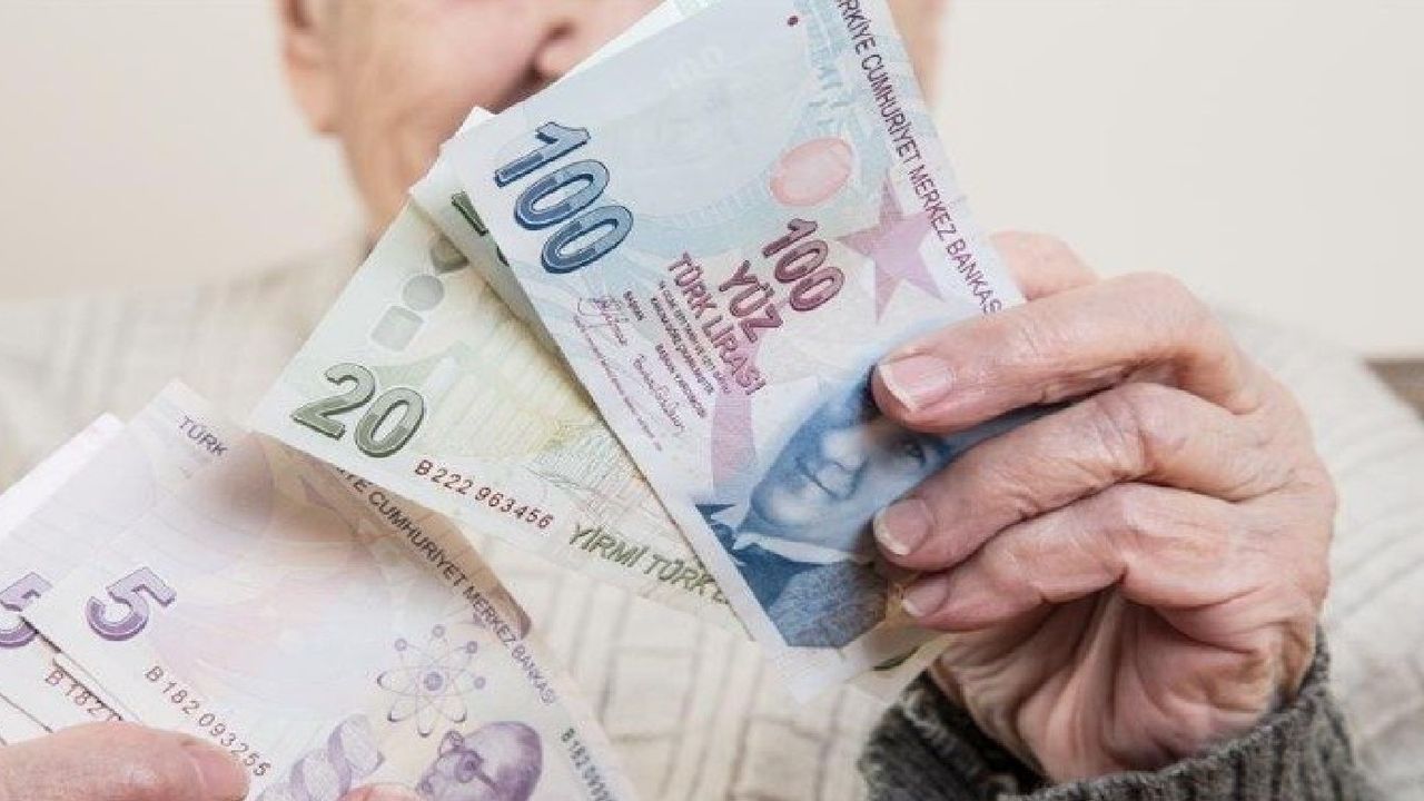 Milyonlarca emekliye büyük şok! O emeklilere bayram ikramiyesi yok