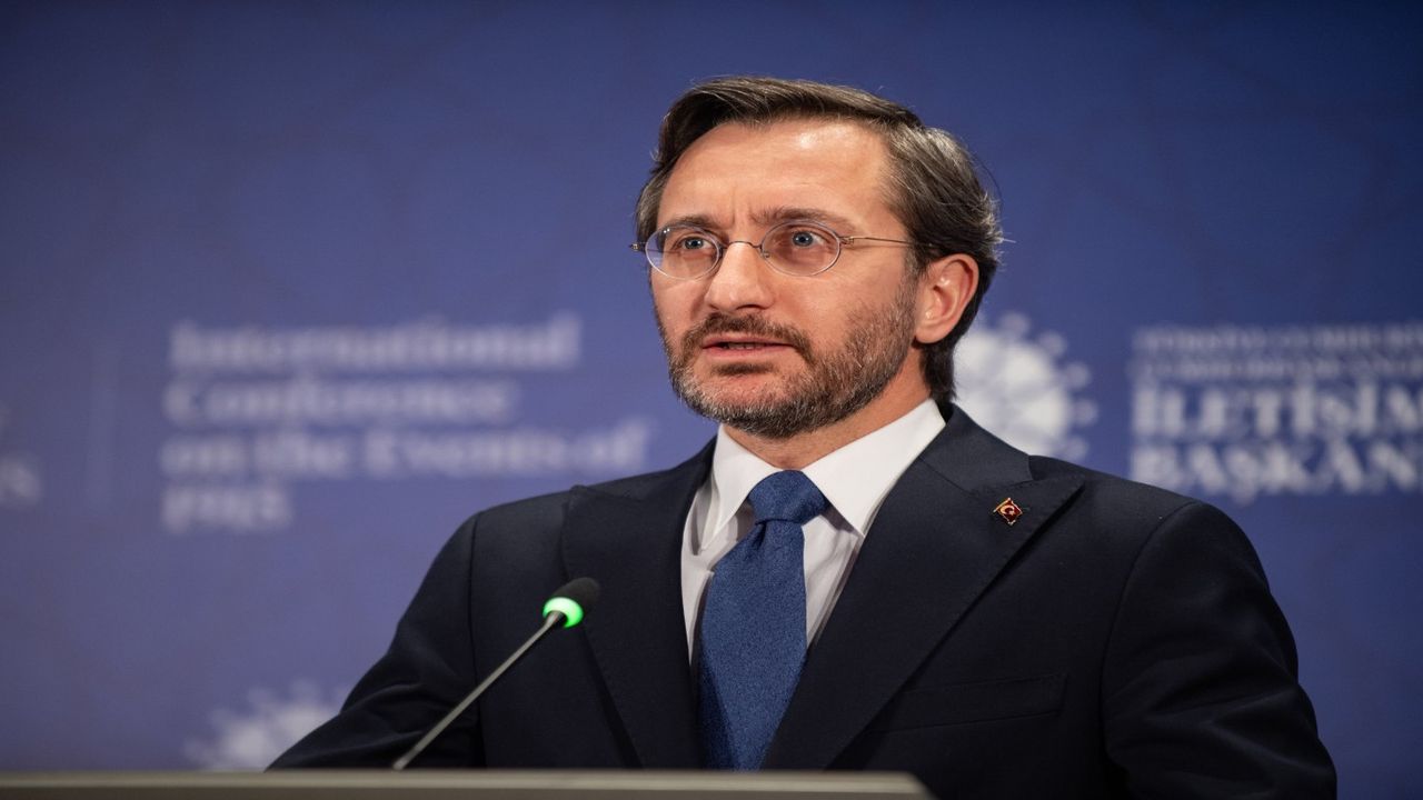 Altun'dan Cumhuriyet'in 100. yılı anısına bastırılan hatıra paraya ilişkin açıklama