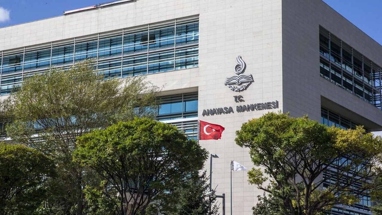 AYM’den temyiz sınırına iptal: 581 bin lira altındaki davalar da Yargıtay’a gidebilecek