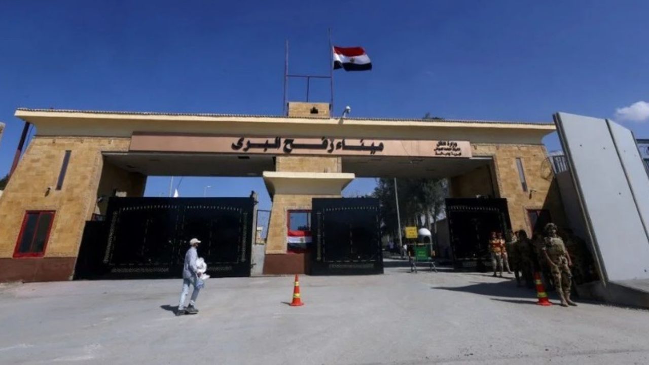 Gazze’ye umut ışığı: Refah Sınır Kapısı açıldı