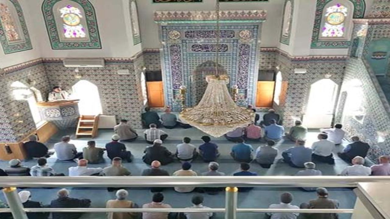 Gıyabi cenaze namazı nedir? Gıyabi cenaze namazı nasıl kılınır? Filistin için ne zaman kılınacak