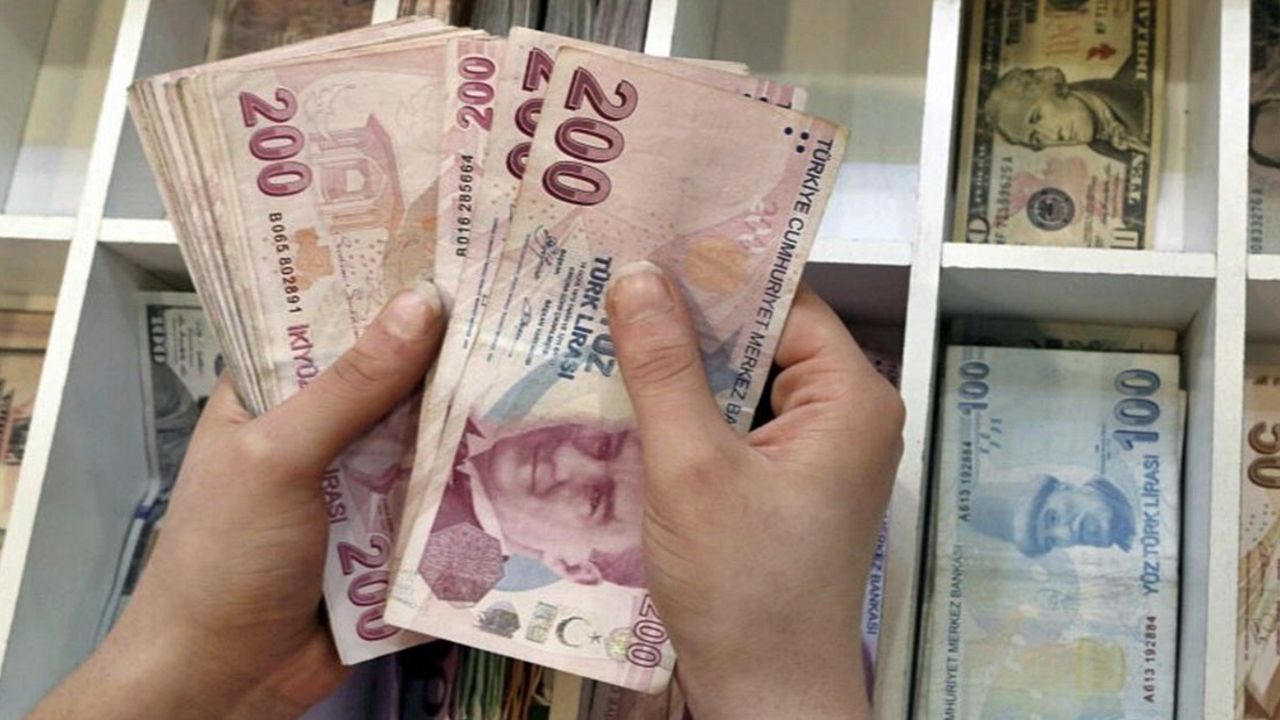 İhtiyaç kredisi faiz oranları ortalığı karıştırdı! Faiz oranları el yakacak