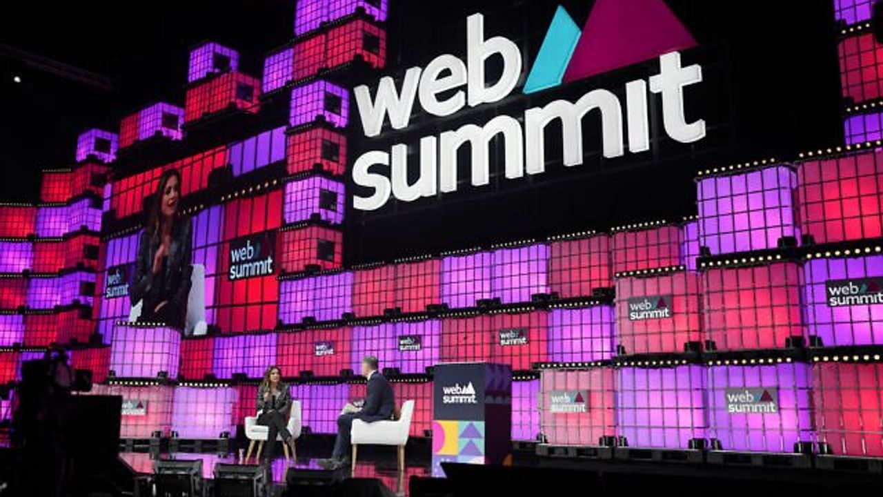 Web Summit CEO'su İsrail Eleştirisiyle Görevinden Ayrıldı: İş Dünyasında Siyasi Hassasiyetler ve Sonuçları