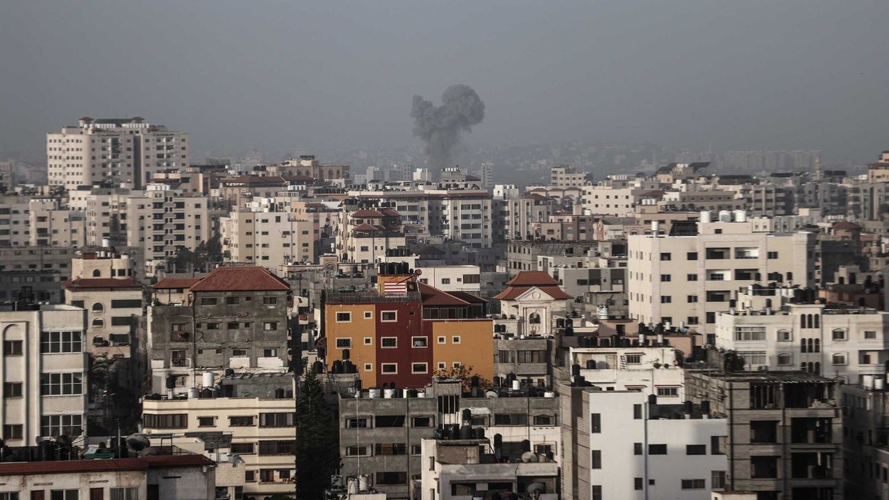 İsrail, Gazze’yi boşaltmak için BM’ye baskı yapıyor