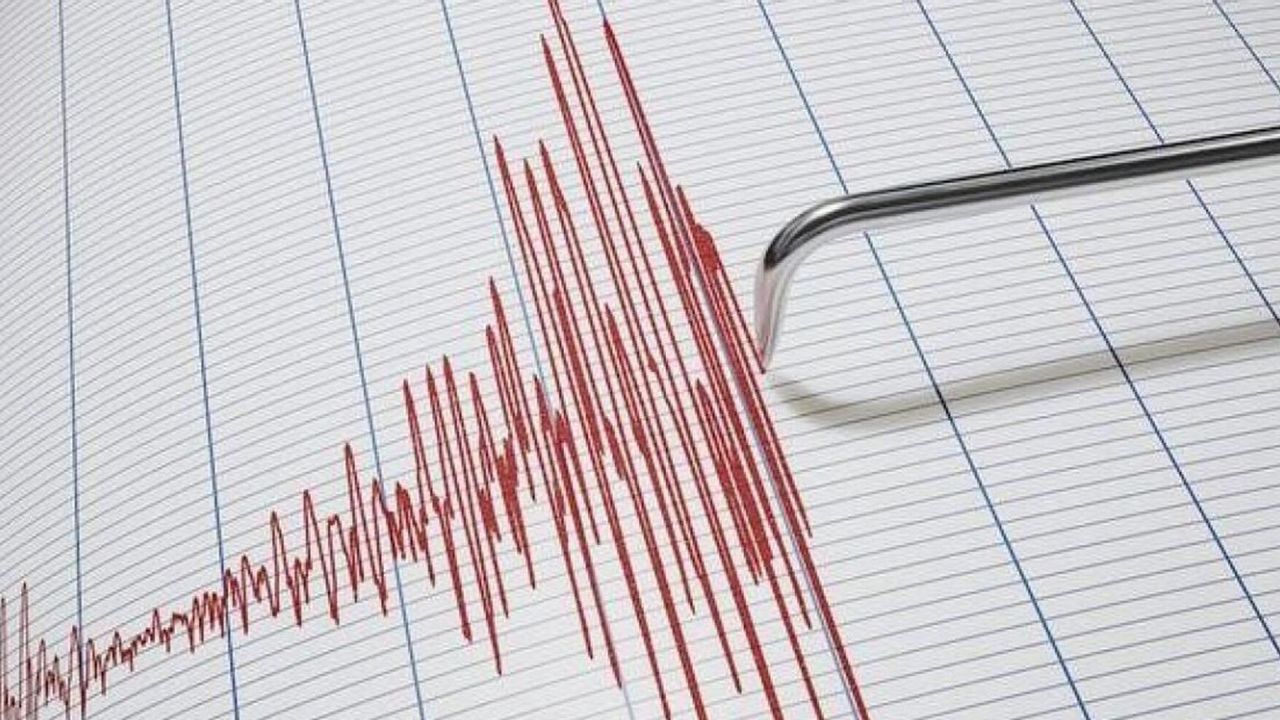 İzmir’de korkutan deprem