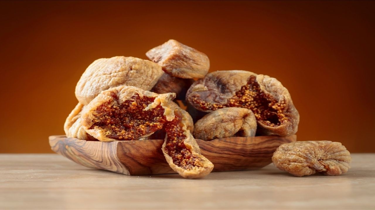 Kuru incirin insan sağlığına faydaları ve potansiyel zararları nelerdir? Kuru incirin sağlığımıza etkileri nelerdir?