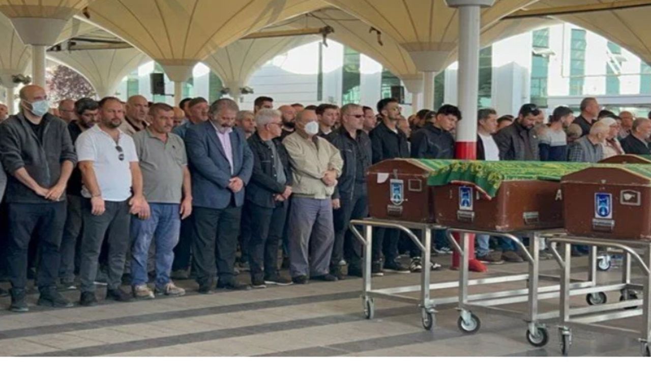 Öldürdüğü ağabeyiyle yan yana defnedildi