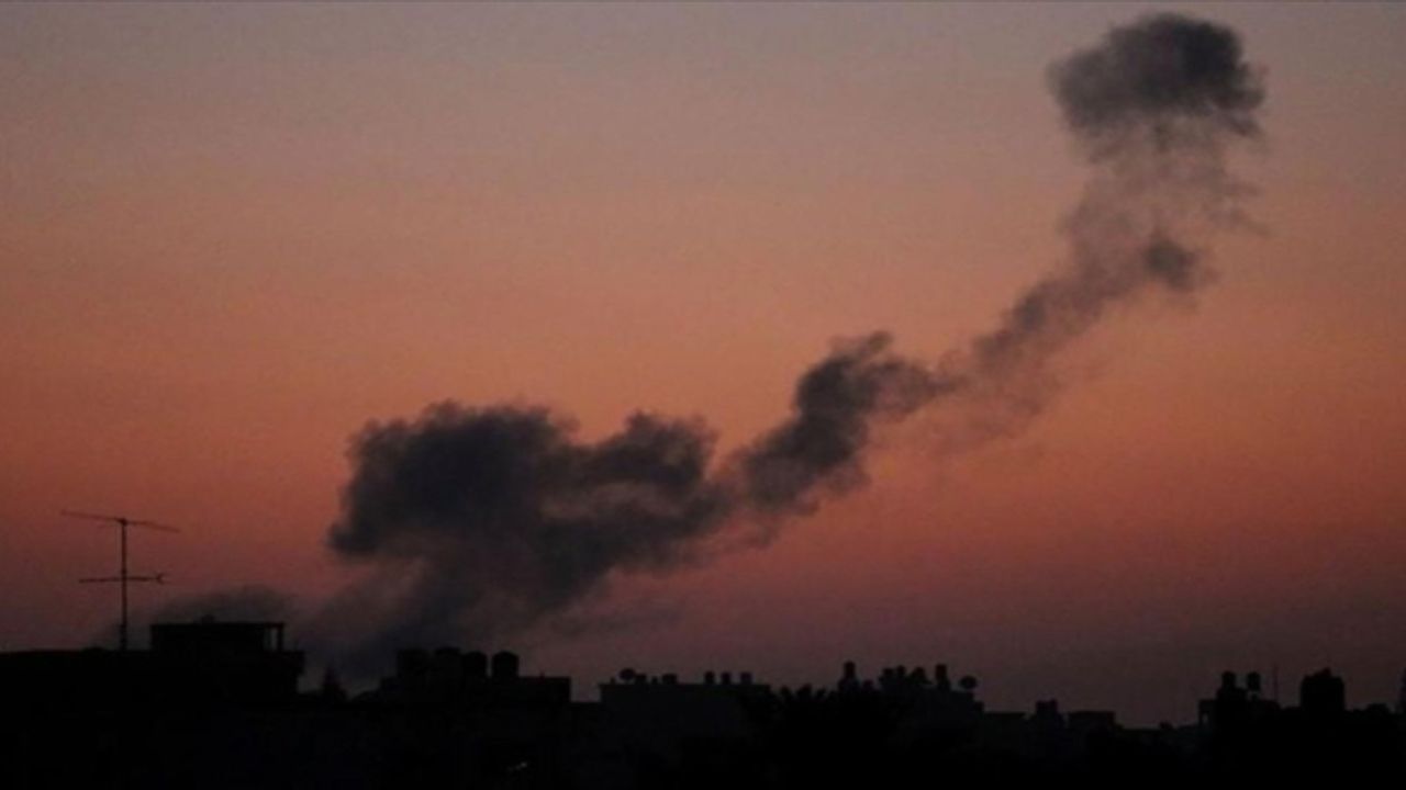 Suriye’de hava saldırısı paniği! İsrail Halep havalimanı vurdu