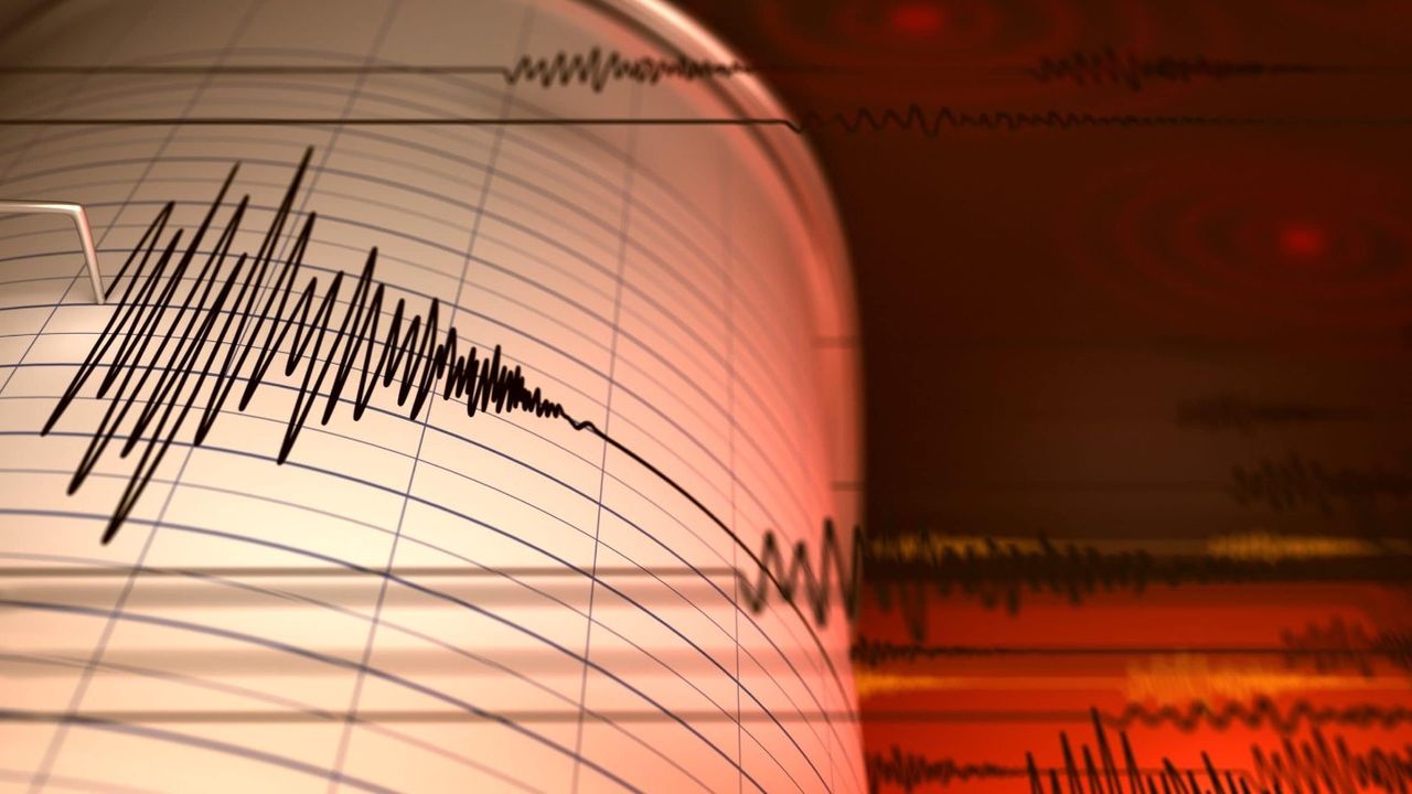 Antalya'da 4,5 büyüklüğünde deprem