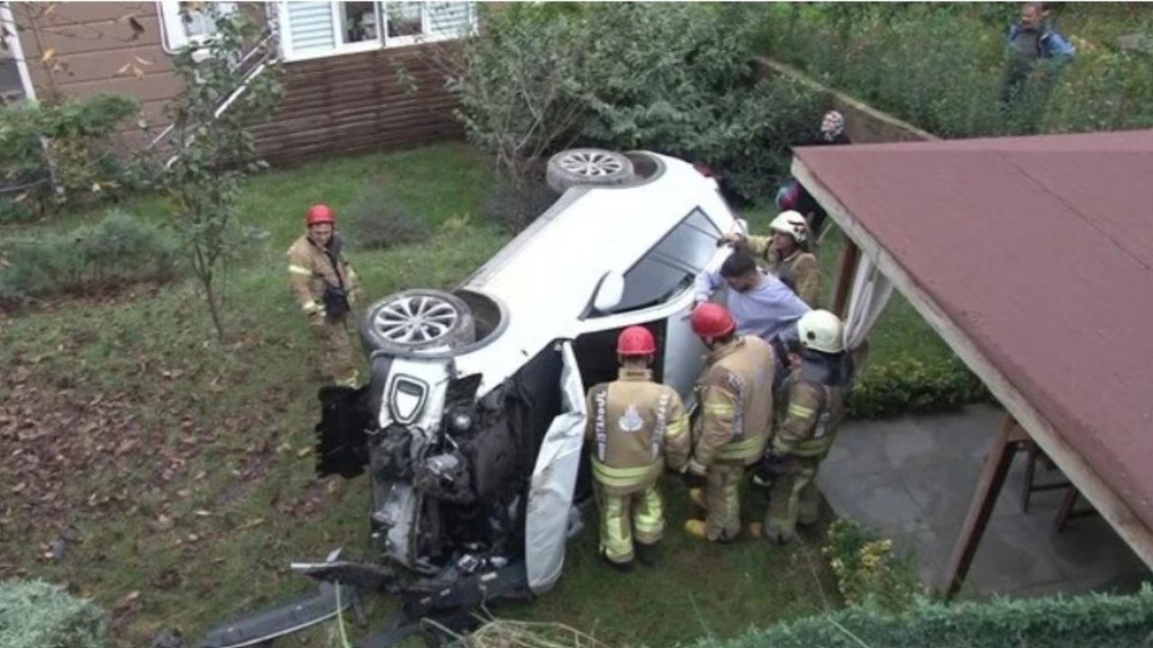 Araçla 4 metre yükseklikten düştü, kameraya kalp işareti yaptı