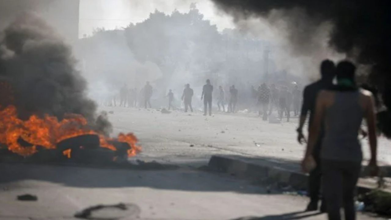 Batı Şeria'da Filistinlilerle İsrail güçleri arasında çatışma