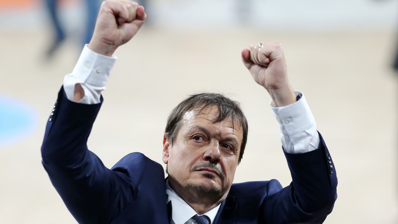 Ergin Ataman’ın takımı Panathinaikos, Valencia’yı mağlup etti