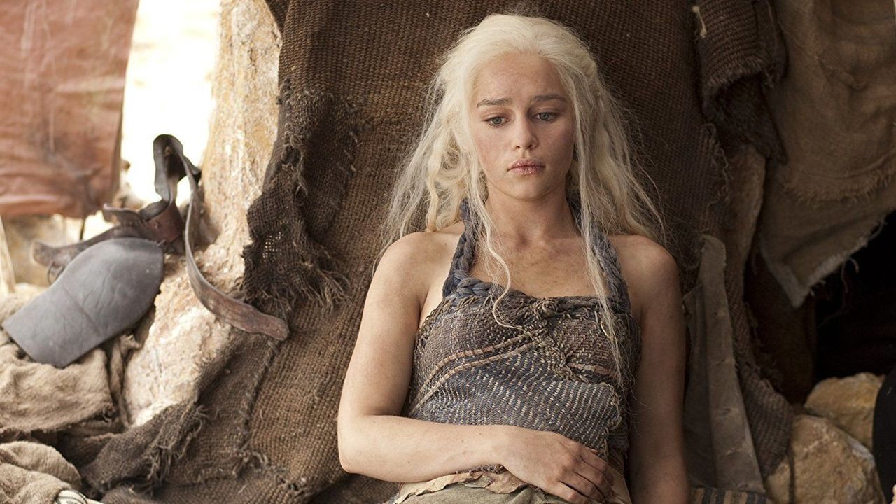 Game of Thrones'un yıldızı Emilia Clarke, hastalığıyla ilgili açıklama yaptı 