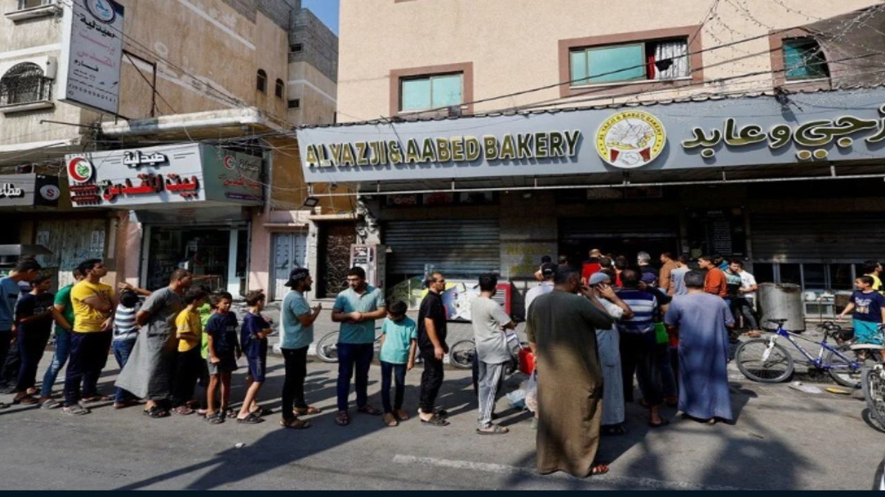 Gazze’de ekmek kıtlığı: İsrail 20 fırından 11’ini bombaladı