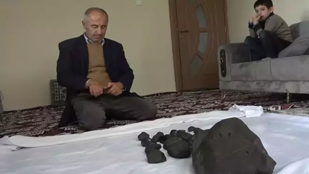 Gökten altın yağdı! Mantar toplamaya giden çiftçi, gök taşı buldu