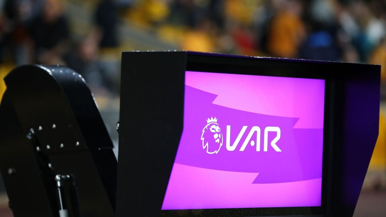 Hakeme kızdı, sinirini VAR’dan çıkardı 