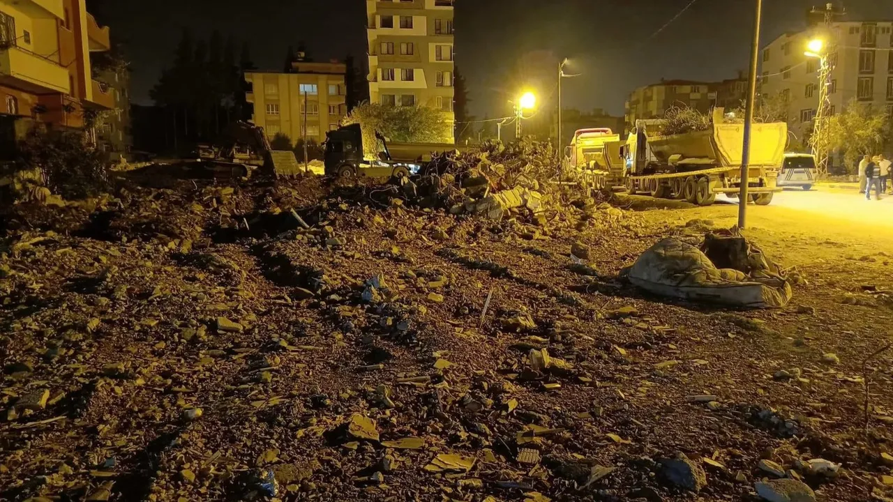 Hatay'da depremden 276 gün sonra enkazdan ikinci ceset çıktı