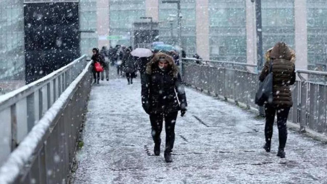 Kar Yağışı Geliyor! Barajlar Dolacak, Kayak Merkezleri Sezonu Açacak