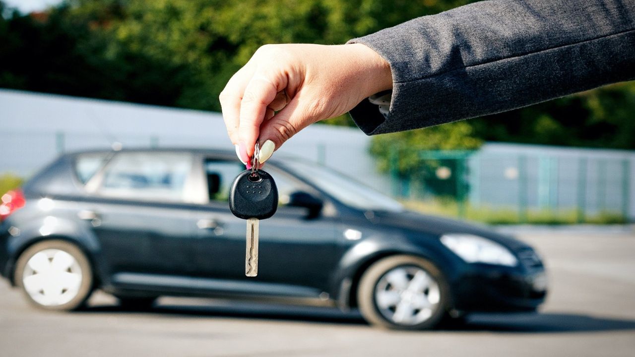 İstanbul'da bir kişi sattığı aracı yedek anahtarla geri çaldı