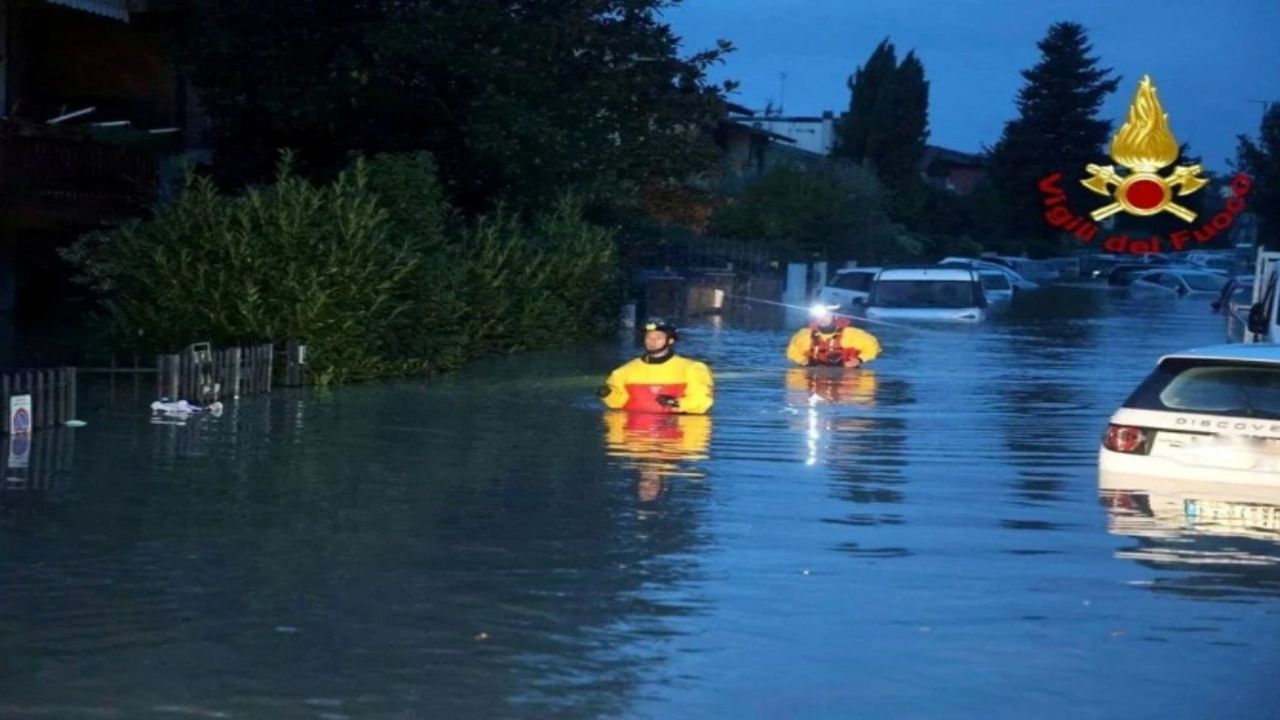 İtalya’yı sel ve rüzgar vurdu: 5 can kaybı