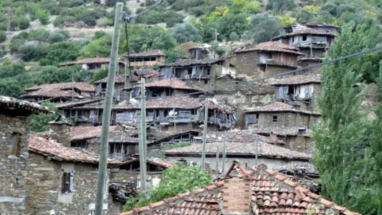 İzmir'in saklı cennetinden kaçan kaçana! Sadece 8 kişi yaşıyor
