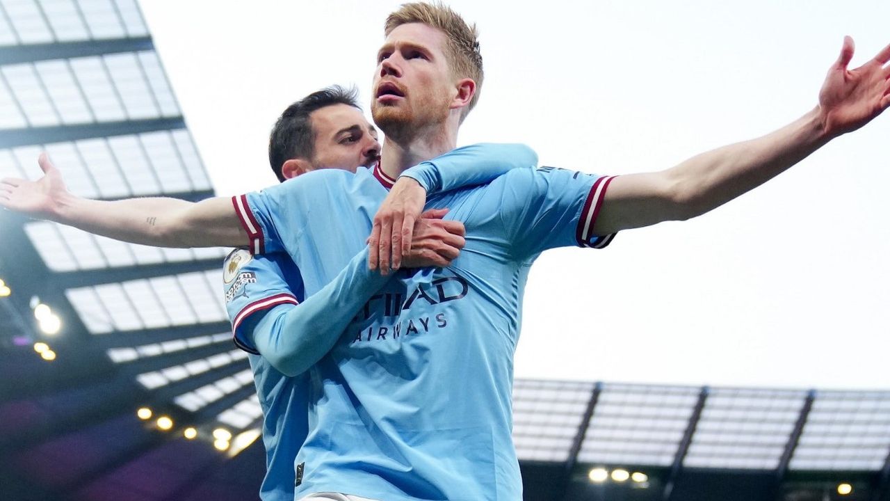 Kevin De Bruyne: "7 milyar arasından 4.olmak mükemmel."