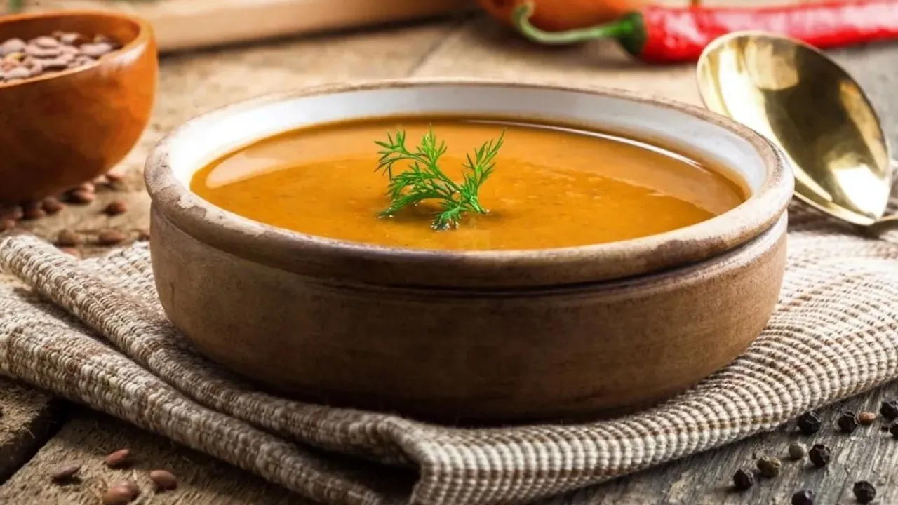Lokanta usulü mercimek çorbasının tarifi kapınıza geldi! Tarifin asıl sırrı açıklandı