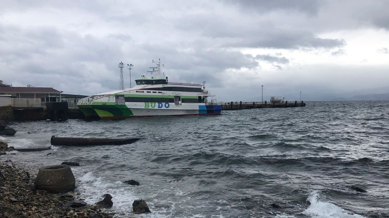 Marmara’da fırtına seferleri vurdu: Bursa-İstanbul arası deniz otobüsleri durdu