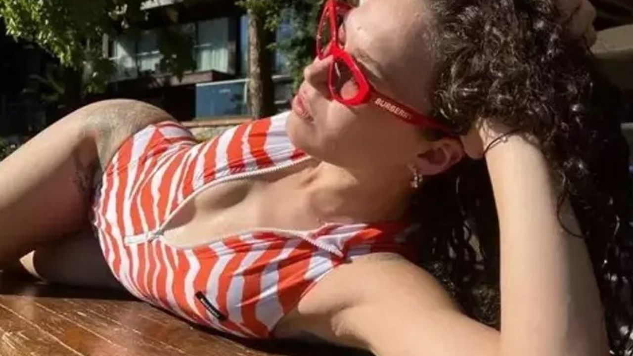 Melisa Şenolsun'dan mayolu poz: Kışımı yaza çevirdim!