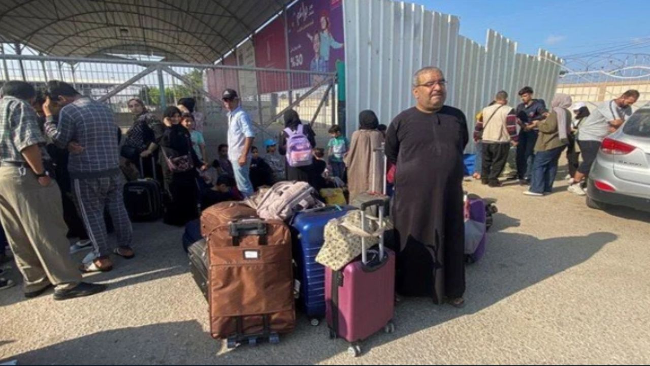 Refah Sınır Kapısı açıldı! Yaralılar ve yabancılar Mısır’a geçiyor