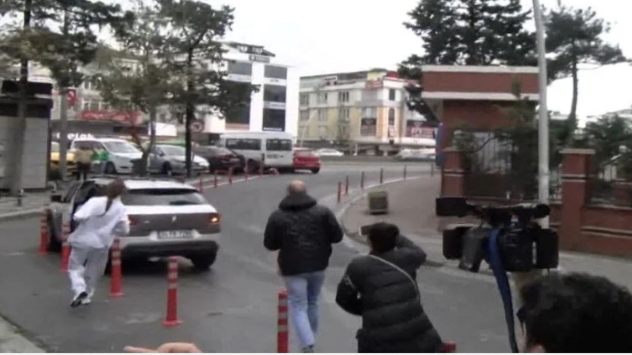 Serbest bırakılan Banu Parlak adliyeden koşarak uzaklaştı