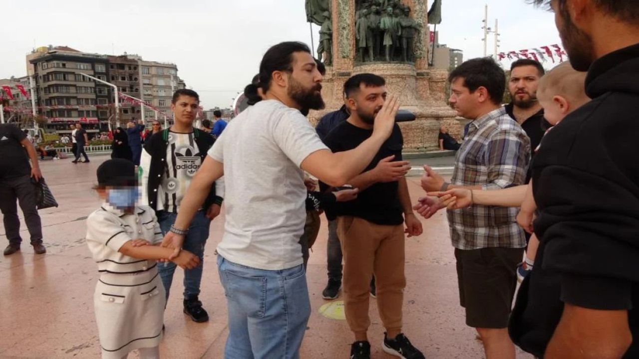  Taksim Meydanı'nda, 10 yaşındaki bir kız çocuğu turistlerin çantasını çaldı