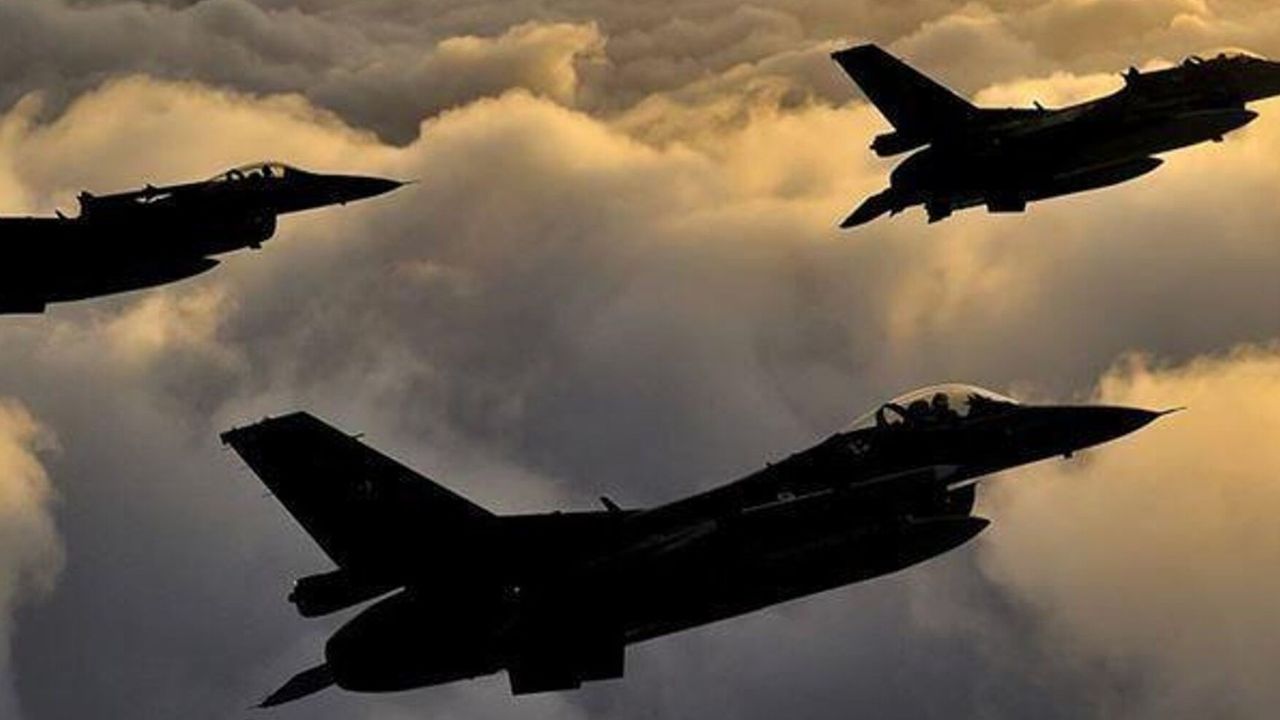 Teröristlerin inleri yerle bir edildi! MSB’den Irak’ın kuzeyine hava harekatı