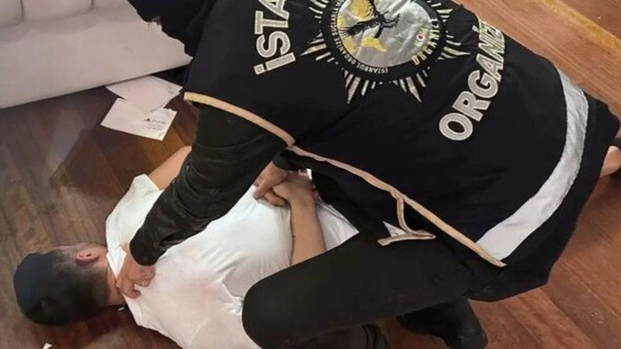  `Yolyemezler´ çetesinin lideri gizli bölmede yakalandı