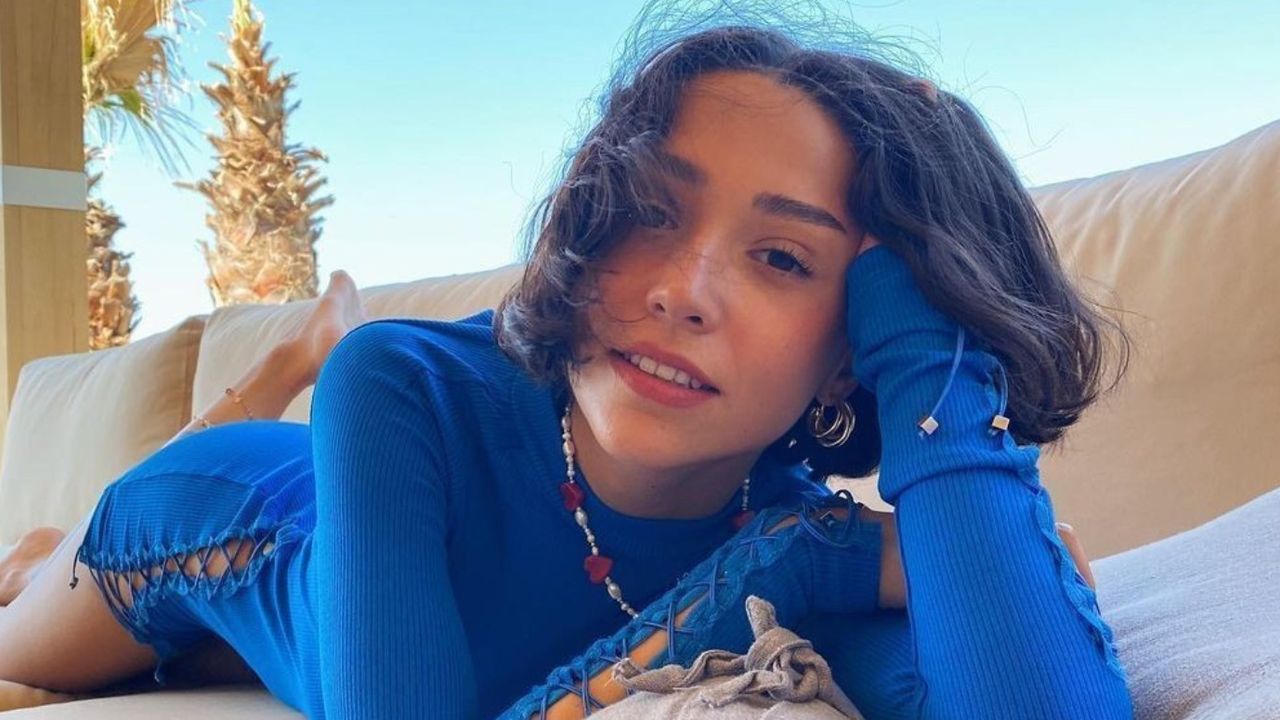 Zeynep Bastık evlilik iddialarına cevap verdi: Size kötü bir haberim var... 