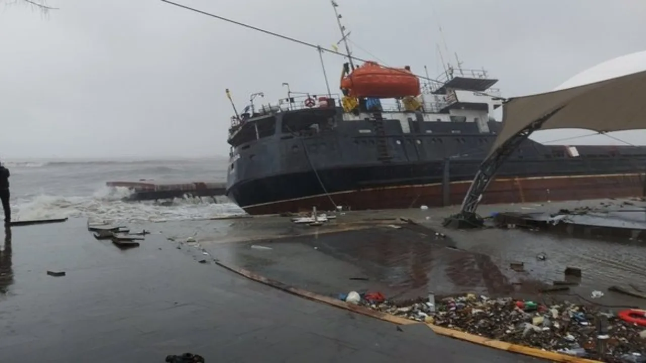 Zonguldak’ta gemi faciası! 12 mürettebattan haber alınamıyor