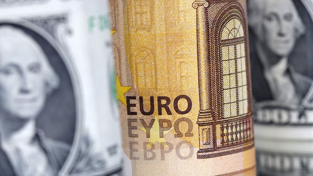 14 Aralık 2023 Piyasalarda Son Durum Ne? FED'in Kararına Dolar ve Euronun Tepkisi ne Oldu?: Dolar ve Euro Fiyatlarındaki Sert Dalgalanmalar