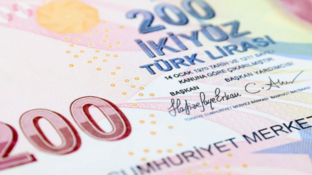 200 TL’lik banknotlarda yeni imzalar: Bakan Erkan ve Akçay’ın imzalı banknotlar tedavüle girdi