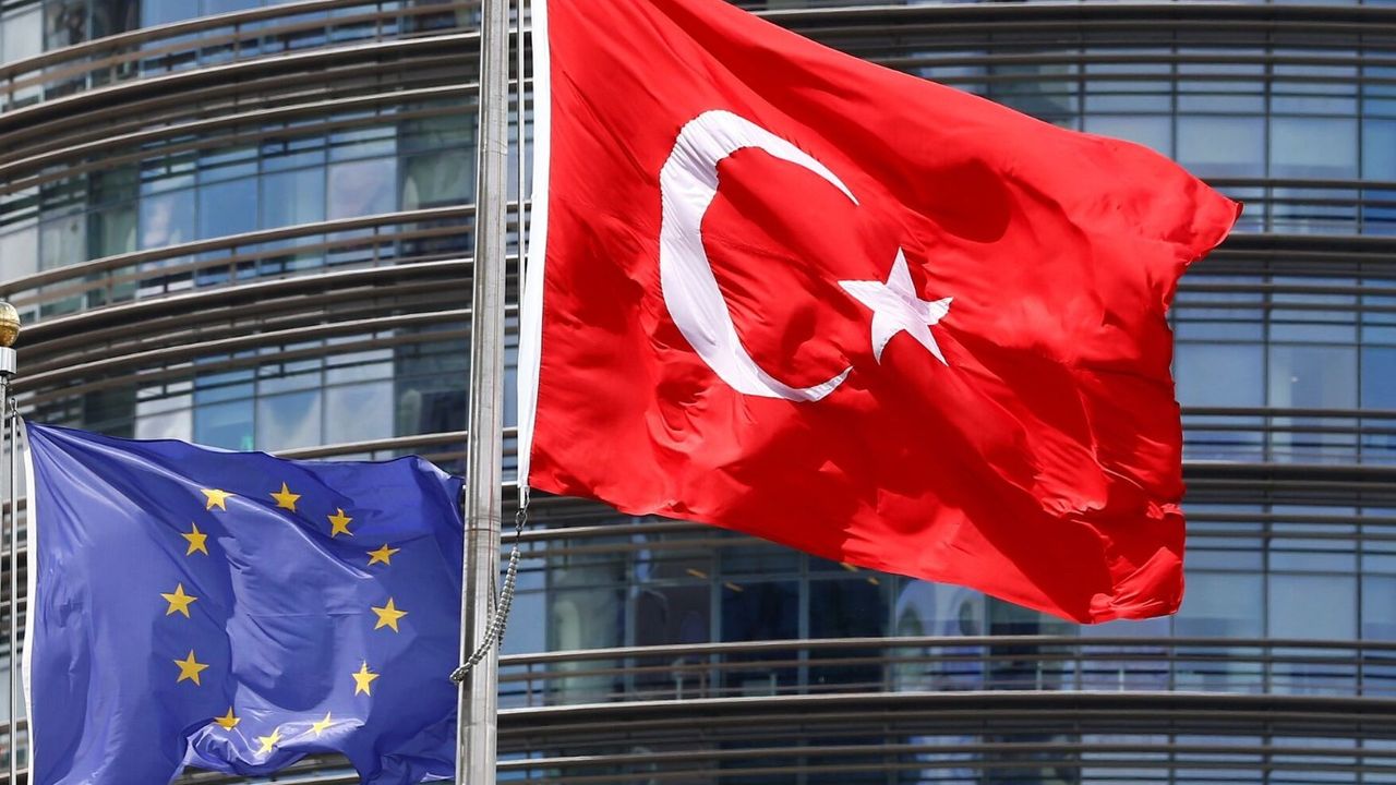 AB ile Türkiye arasında vize umutları: 2024 yılında hızlanacak