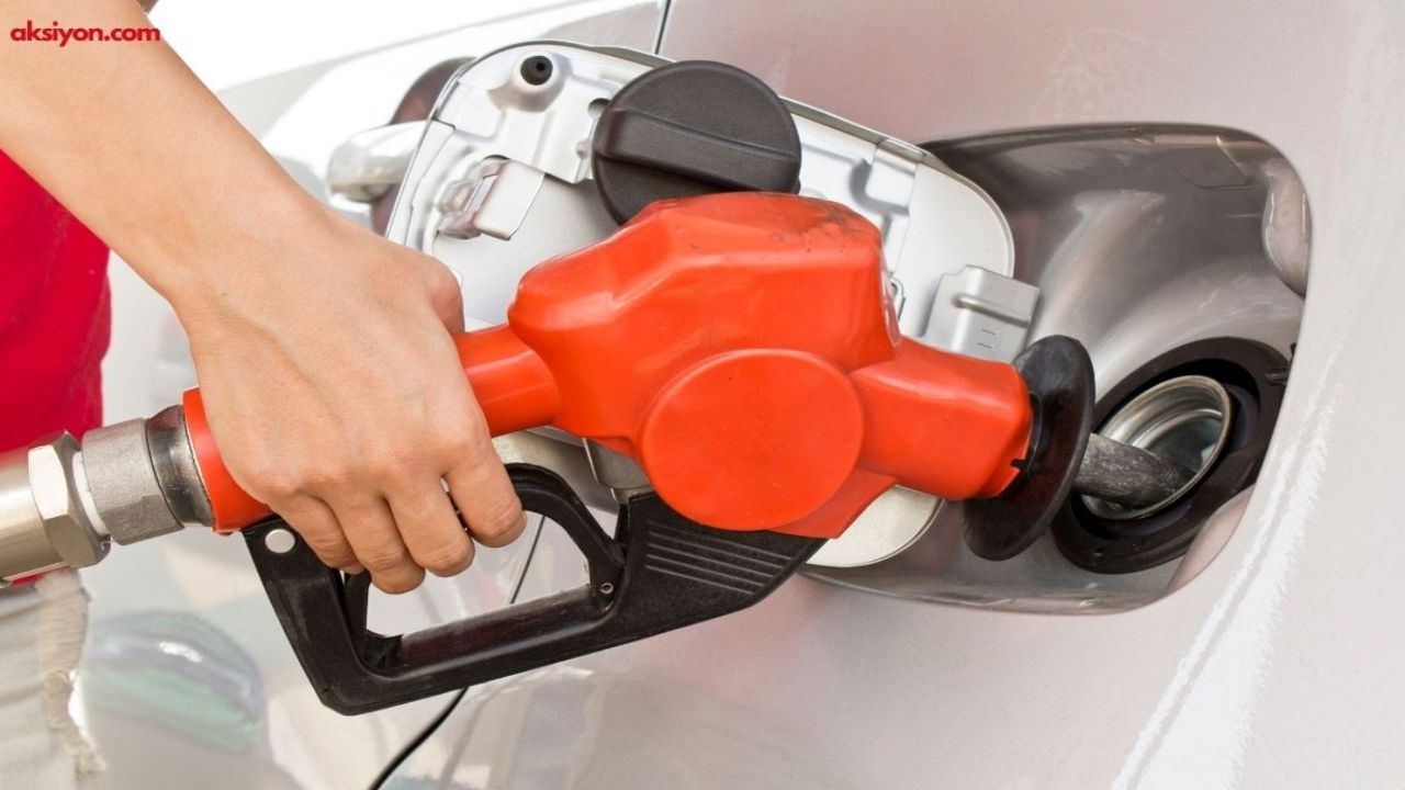 Arka arkaya düşmüştü! Benzin fiyatlarına bu gece okkalı zam geliyor