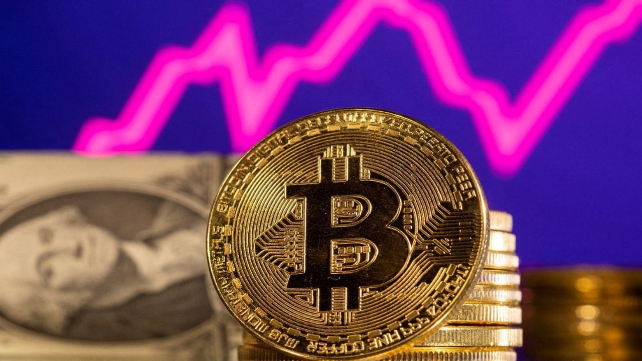 Bitcoin'de büyük patlama yaklaştı! Uzmanlar o coin ve alt coinler için uçuş tarihi verdi