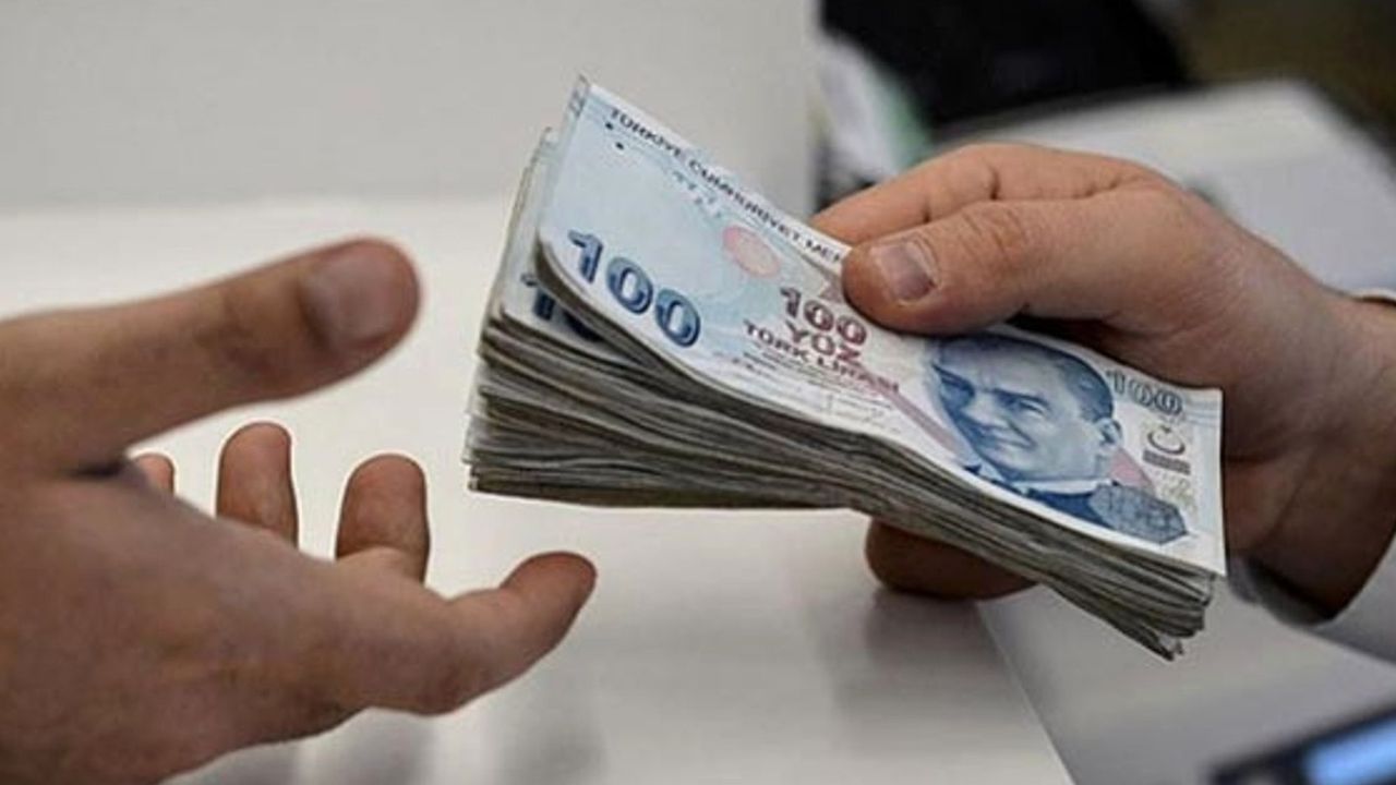Çalışan emeklilere müjde! 5 bin lira ikramiye TBMM’den geçti