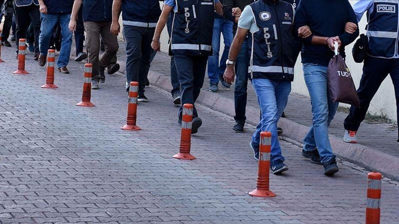 FETÖ’nün kamu mahrem yapılanmasına darbe: 19 gözaltı