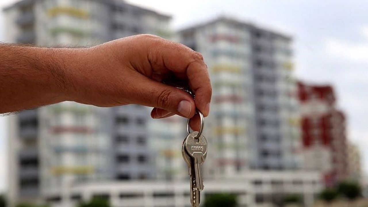 İlk defa ev sahibi olacaklar için kaçırılmayacak fırsat kapıda! 15 yıl vadeli 1.20 faiz oranlı kredi cebinizde