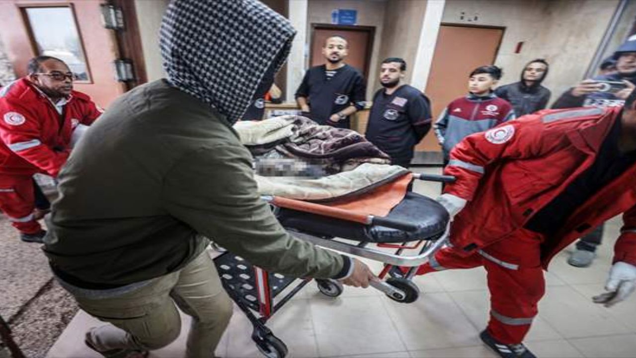 İsrail Gazze’yi yeniden bombalamaya başladı: 5 şehit, onlarca yaralı