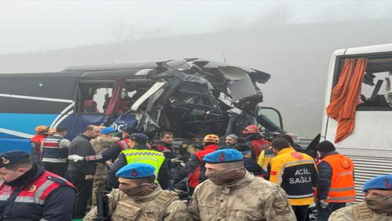 Kuzey Marmara Otoyolu’ndaki korkunç kazaya karışan 6 sürücü gözaltına alındı