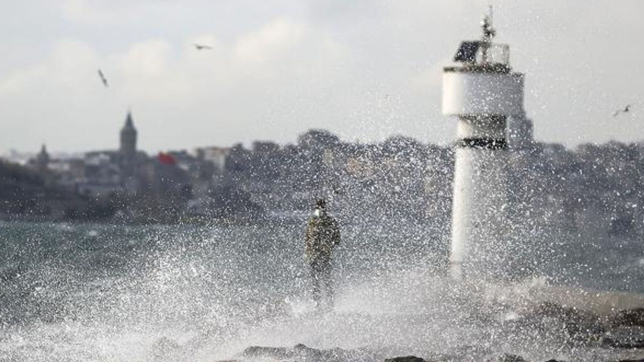Marmara Denizi’nde fırtına alarmı! Rüzgar saatte 75 kilometreyi aşacak
